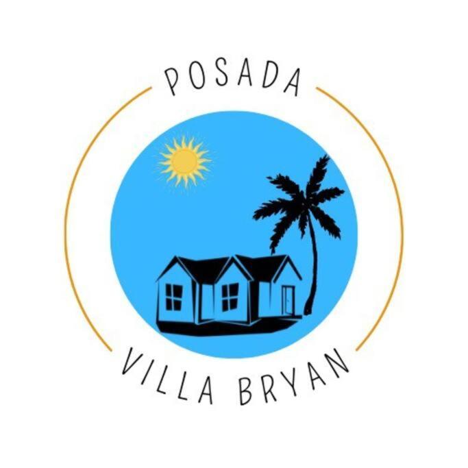 Posada Villa Bryan Rocky Point Extérieur photo